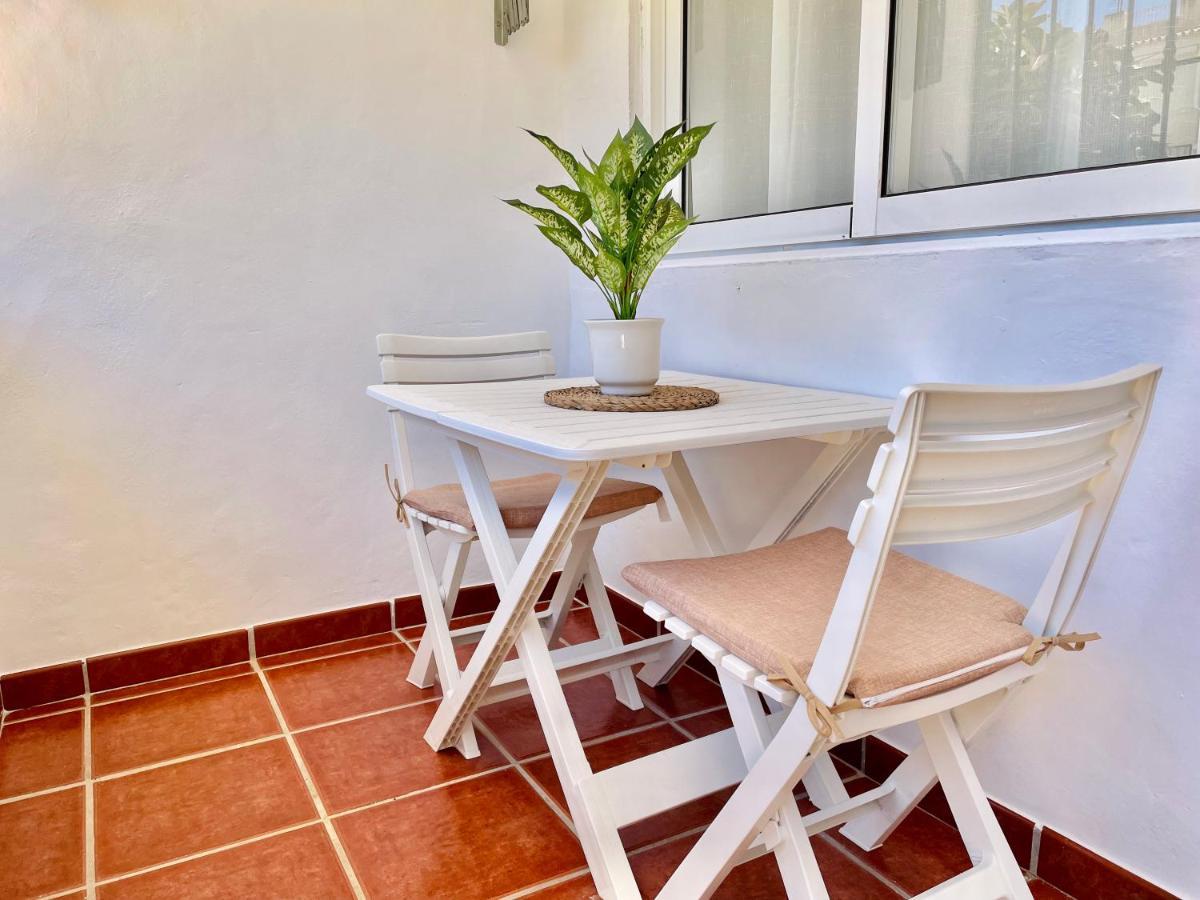 Apartamento Cerca De La Playa Torrecilla ネルハ エクステリア 写真