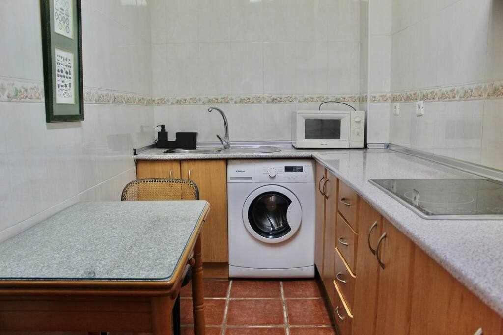 Apartamento Cerca De La Playa Torrecilla ネルハ エクステリア 写真