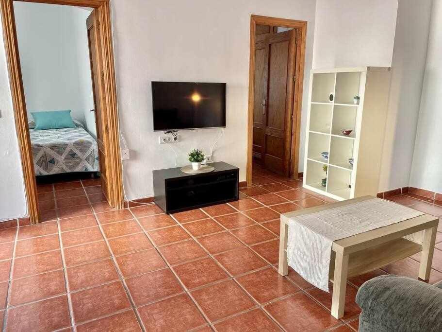 Apartamento Cerca De La Playa Torrecilla ネルハ エクステリア 写真
